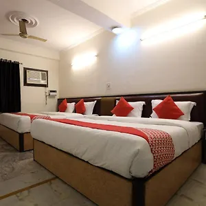 *** Hotel Oyo 60476 Silver India